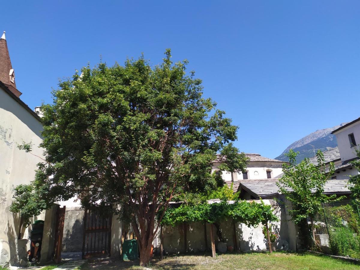 Maison Soleil - Mansarda Aosta Zewnętrze zdjęcie